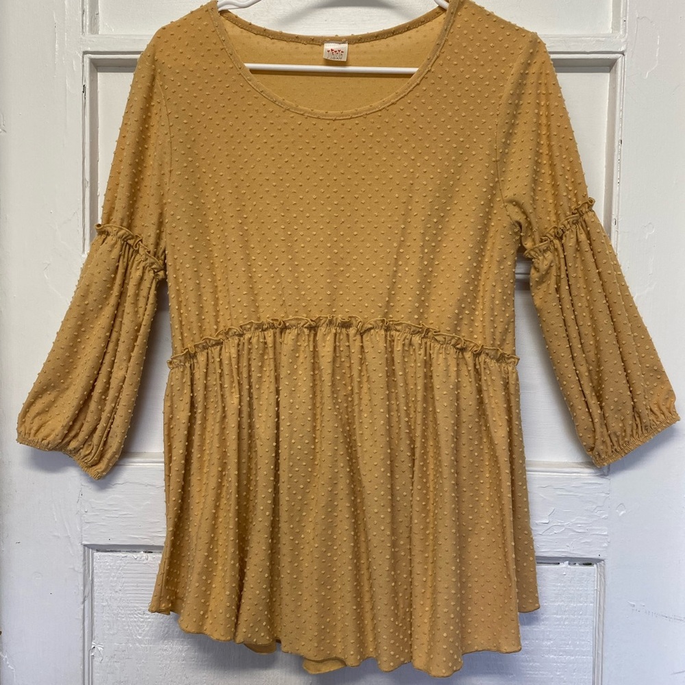 I joah Swiss dot womens top size small stretchy 3/4 sleeves